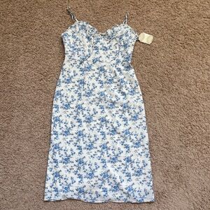 🆕NEW WITH TAGS altar’d state blue and white floral midi dress